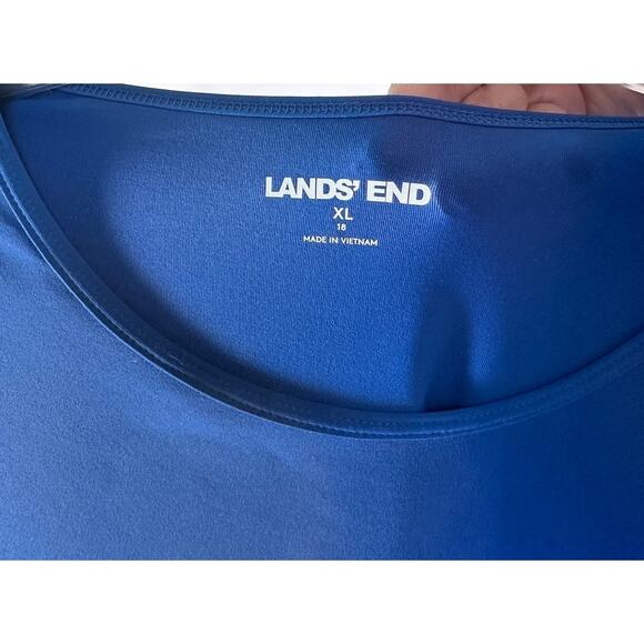 Lands End Woman XL Long Sleeve Nylon Spandex Shirt - Picture 3 of 5